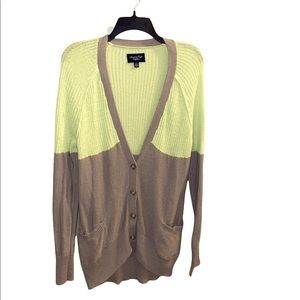 American Eagle button front Long Grandpa cardigan with pockets!! Size Lg